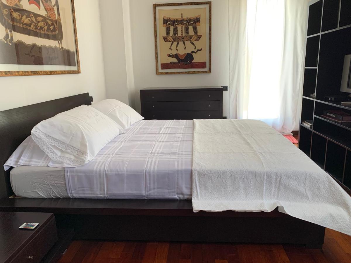 Near Como, Charming Apartment With Fireplace Grandate Ngoại thất bức ảnh