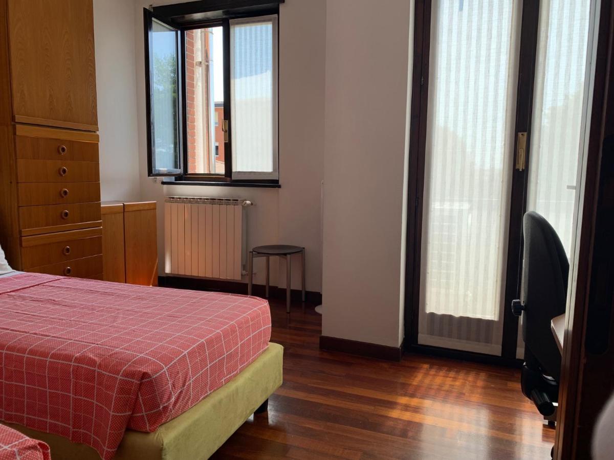 Near Como, Charming Apartment With Fireplace Grandate Ngoại thất bức ảnh